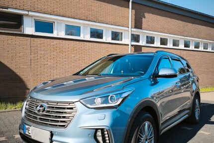 Hyundai Grand Santa Fe 121.700 km 22.750 &euro; Velbert 42549