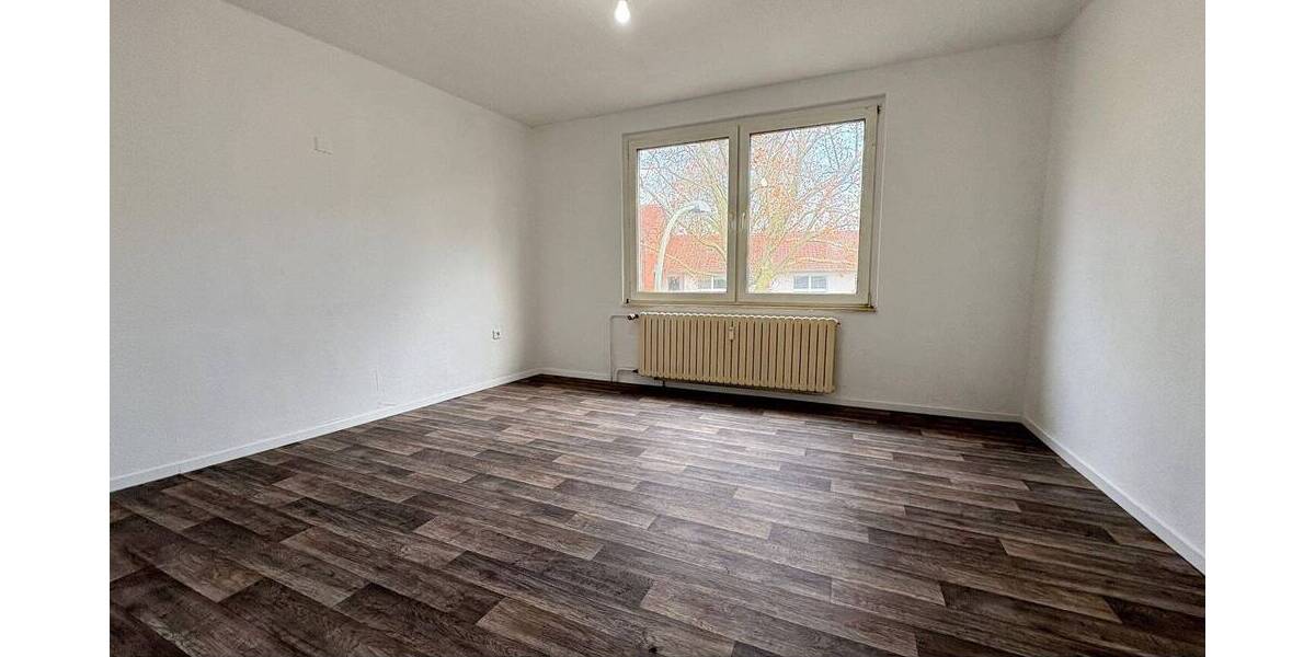 Etagenwohnung Gelsenkirchen Ückendorf - 2 Zimmer, 68 m&sup2;, 450&euro; | Angebot:25679206