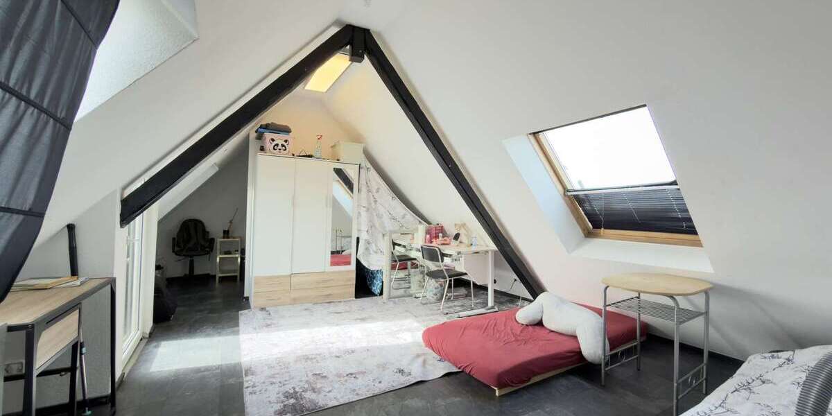 Exklusive 4-Zi.-Maisonette im DG mit großer Dachterrasse & Blick zum Grugapark – Essen-Holsterhausen - Maisonettenwohnung Essen Stadtbezirk III | Angebot:25837648