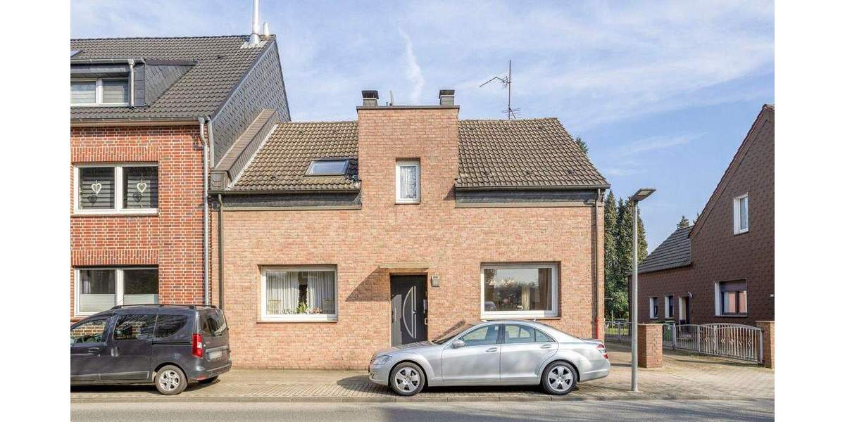 Mehrfamilienhaus, Wohnhaus Oberhausen Buschhausen - 7 Zimmer, 217 m&sup2;, 330.000&euro; | Angebot:25799175