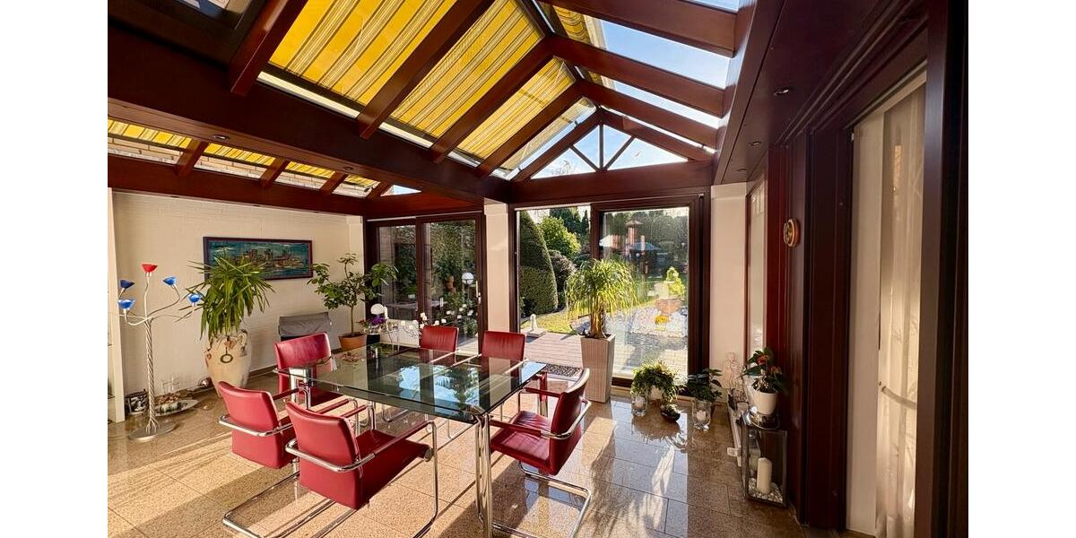 Reihenhaus Lünen - 10 Zimmer, 220 m&sup2;, 490.000&euro; | Angebot:26476175