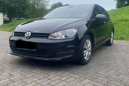 VW Golf 129.000 km 7.199 &euro; Hagen 58089