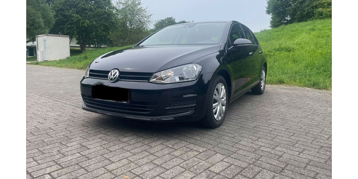 VW Golf 129.000 km 7.199 &euro; Hagen 58089