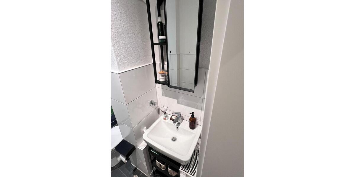 Etagenwohnung Essen Huttrop - 2.5 Zimmer, 75 m&sup2;, 800&euro; | Angebot:25931901