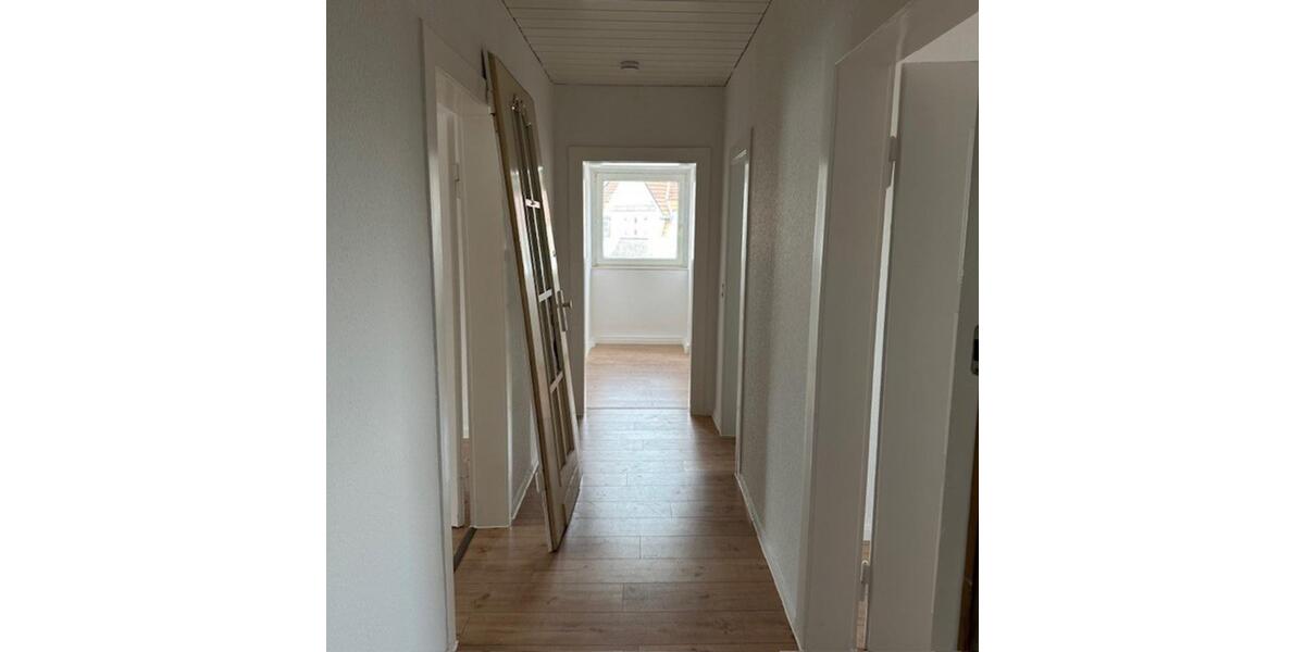 Dachgeschoßwohnung Wuppertal Gemarkung Langerfeld - 3 Zimmer, 66 m&sup2;, 490&euro; | Angebot:25144479