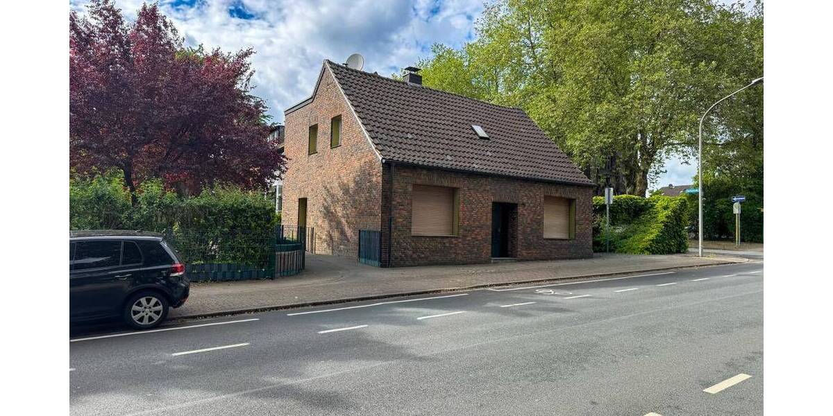 Einfamilienhaus Oberhausen Sterkrade-Mitte - 8 Zimmer, 145 m&sup2;, 275.000&euro; | Angebot:26572490