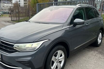 VW Tiguan 106.120 km 23.450 &euro; Bochum 44866