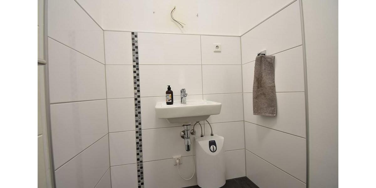 Etagenwohnung Essen Stadtbezirk VI - 4 Zimmer, 145 m&sup2;, 1.550&euro; | Angebot:22040281