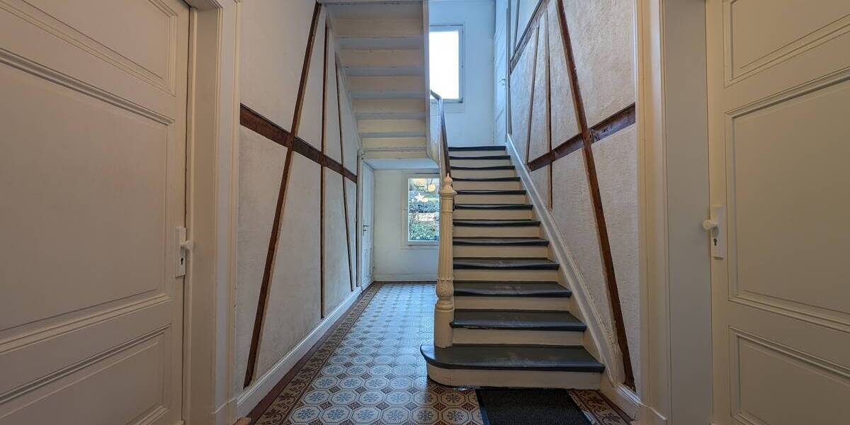 Etagenwohnung Wuppertal Barmen - 3 Zimmer, 96 m&sup2;, 174.000&euro; | Angebot:25677274