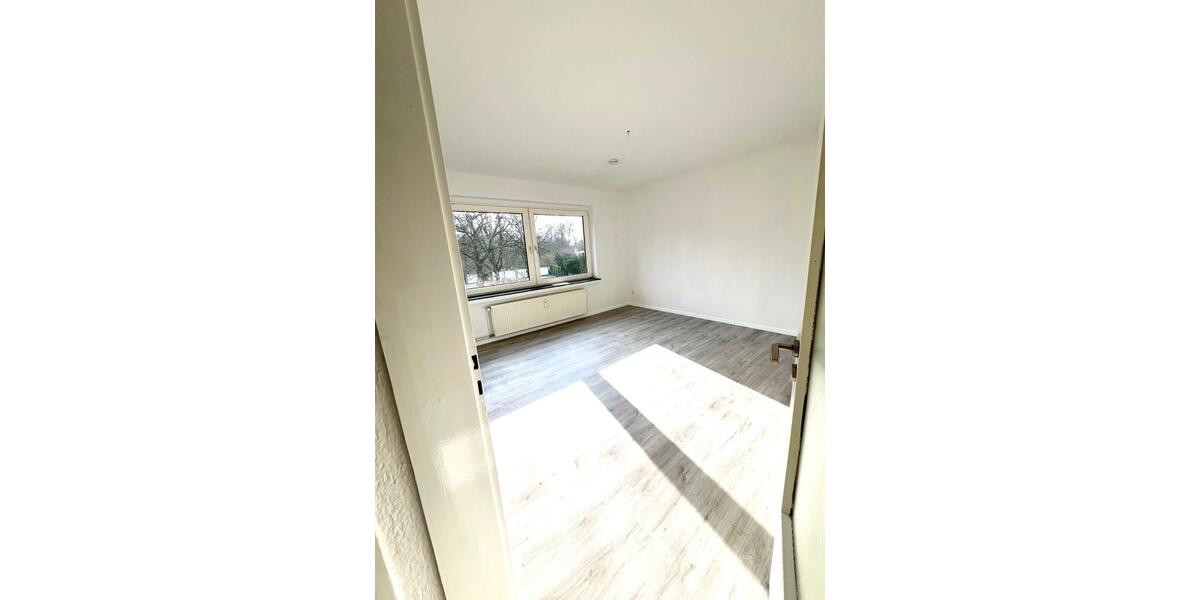 Etagenwohnung Oberhausen Rothebusch - 3 Zimmer, 65 m&sup2;, 585&euro; | Angebot:25943728