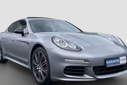 Porsche Panamera 168.000 km 27.790 &euro; Mülheim 45476