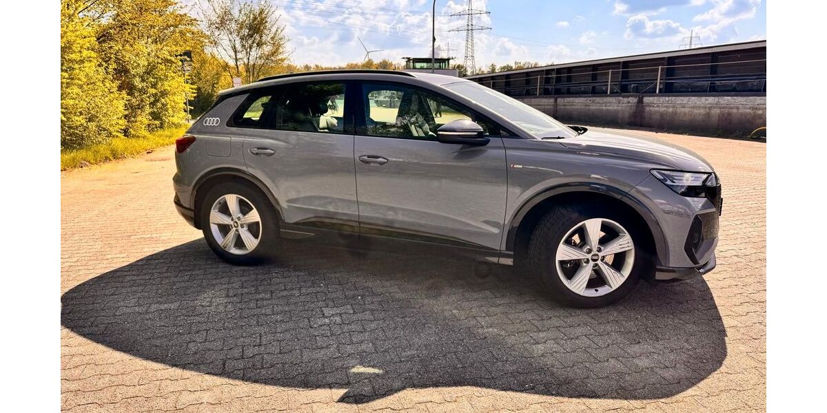 Audi Q4 e-tron 39.000 km 22.950 &euro; Datteln 45711