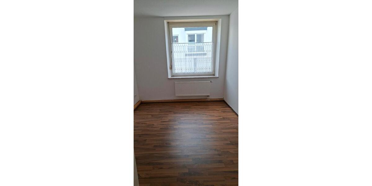 Erdgeschoßwohnung Ennepetal - 1 Zimmer, 67 m&sup2;, 405&euro; | Angebot:25934350