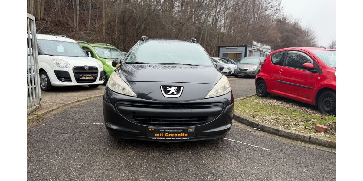 Peugeot 207 141.040 km 2.999 &euro; Essen 45145
