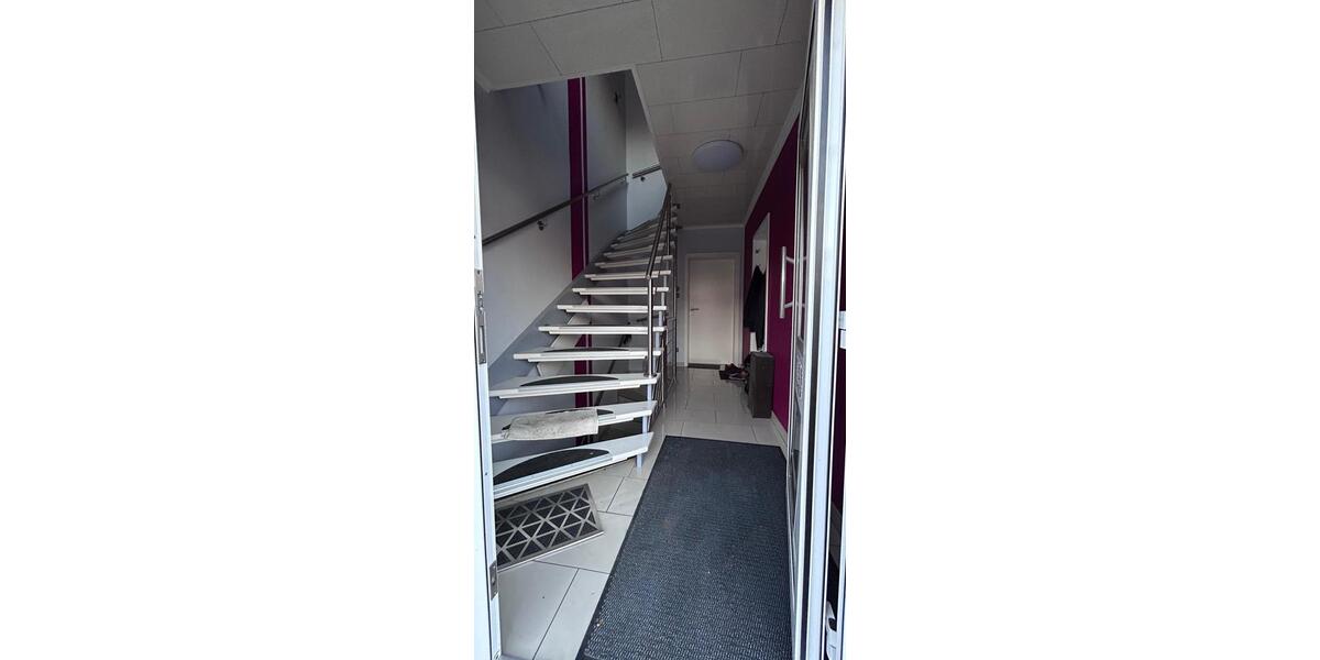 Reihenhaus Dortmund Grevel - 7 Zimmer, 183 m&sup2;, 410.000&euro; | Angebot:25551078