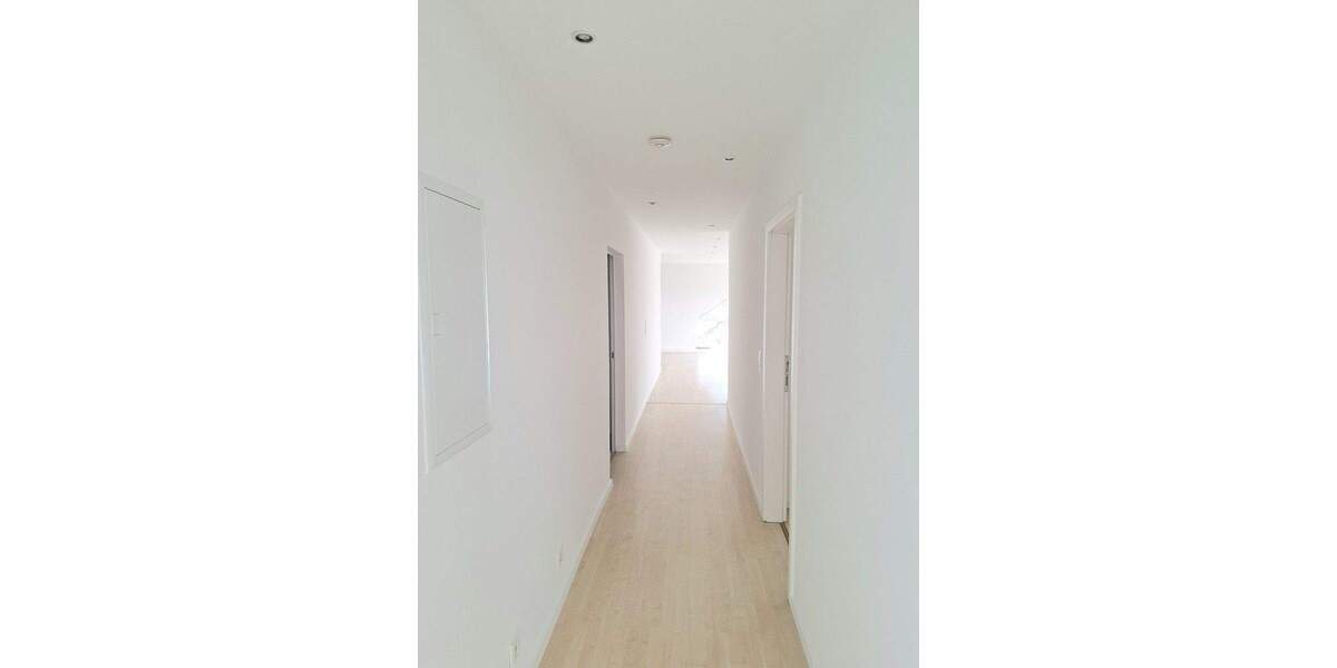 Helle, teilsanierte Dachgeschosswohnung in zentraler Lage von Recklinghausen-Süd! - Etagenwohnung Recklinghausen Süd | Angebot:25881616