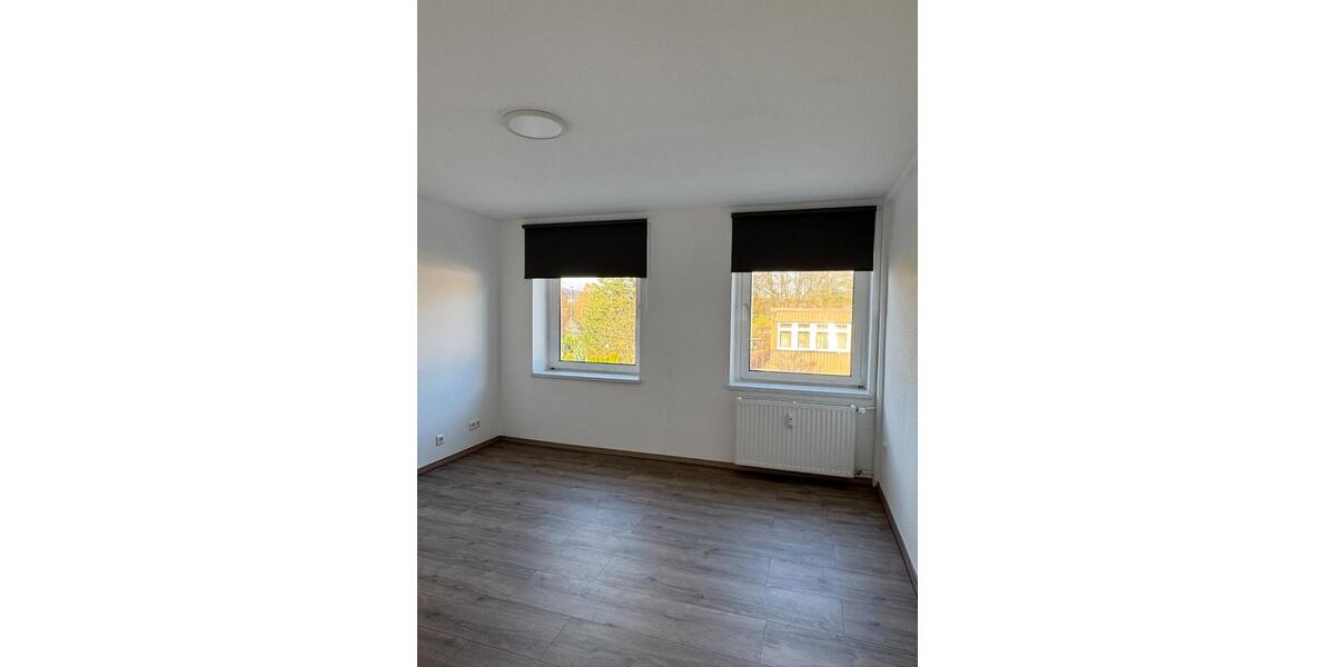 Etagenwohnung Wuppertal Gemarkung Langerfeld - 2 Zimmer, 50 m&sup2;, 500&euro; | Angebot:25923031