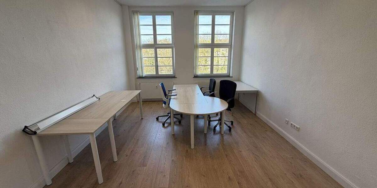 Gewerbeobjekt Hagen Hochschulviertel - 8 Zimmer, 371 m&sup2;, 4.200&euro; | Angebot:25799404