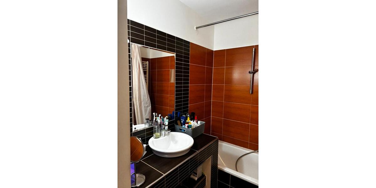 Etagenwohnung Essen Huttrop - 2 Zimmer, 42 m&sup2;, 550&euro; | Angebot:25723697