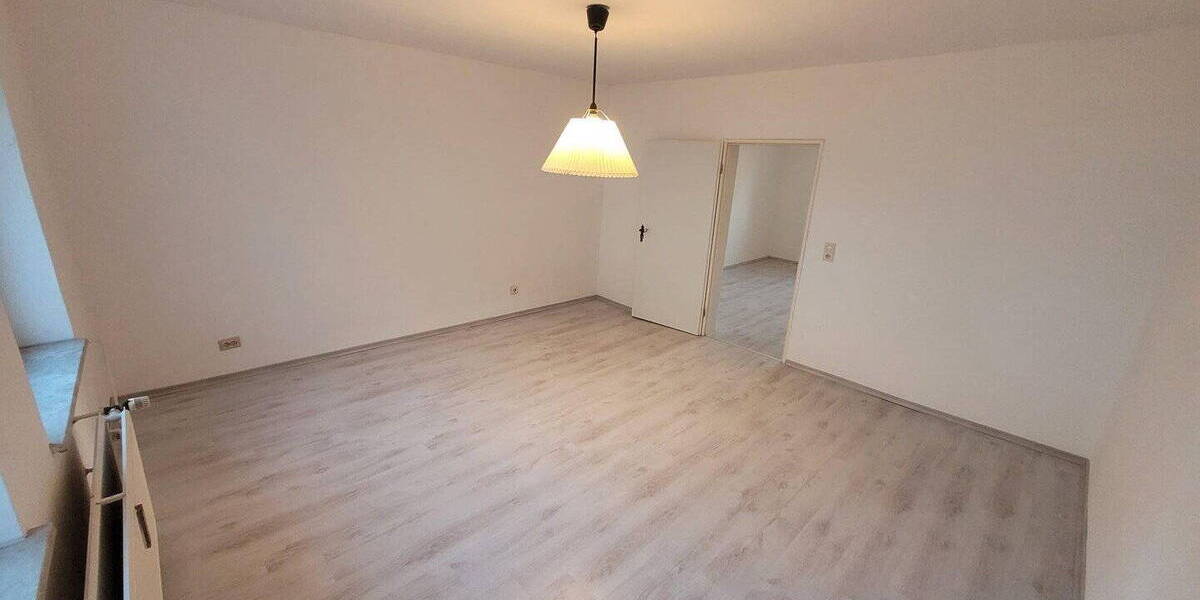 Etagenwohnung Bochum Hofstede - 3 Zimmer, 88 m&sup2;, 765&euro; | Angebot:25970738