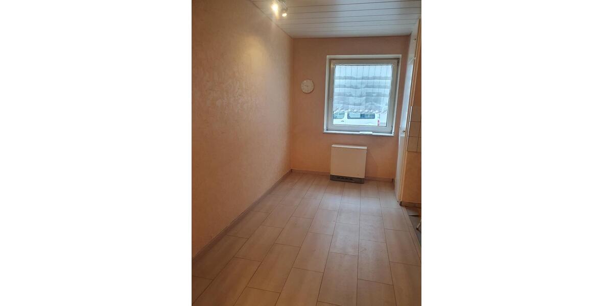 Erdgeschoßwohnung Gelsenkirchen Gelsenkirchen-Mitte - 2 Zimmer, 56 m&sup2;, 425&euro; | Angebot:25903170