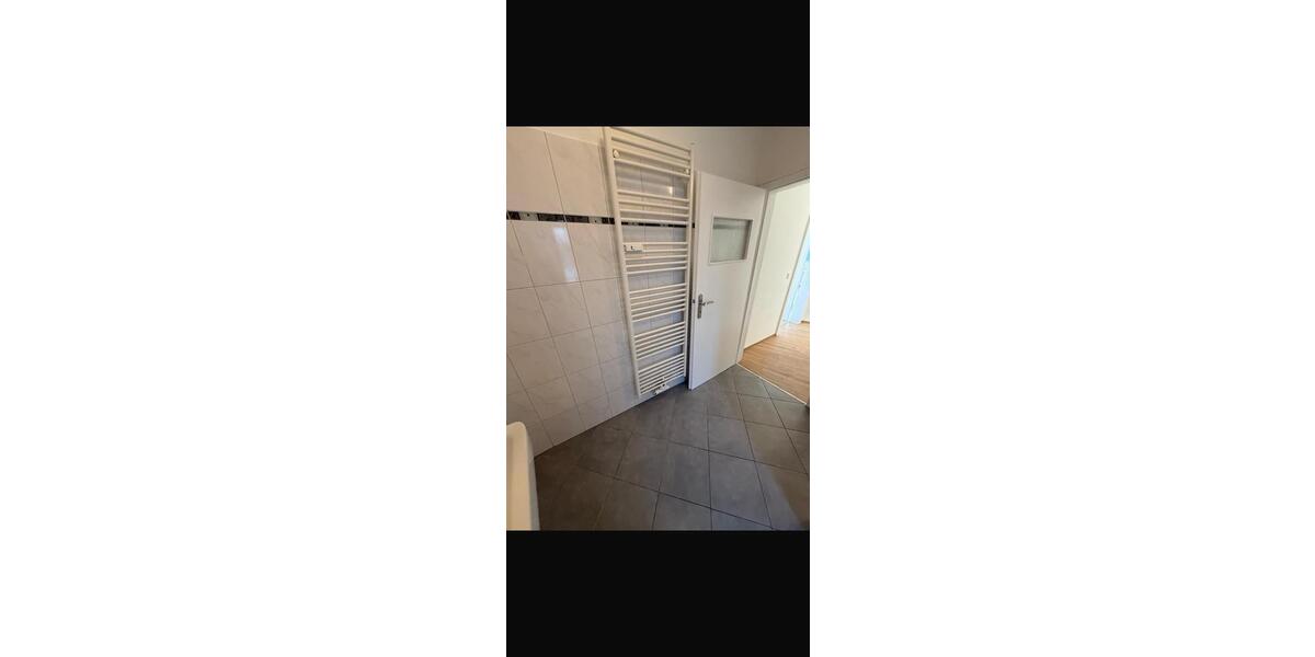 Etagenwohnung Wuppertal Gemarkung Langerfeld - 2 Zimmer, 65 m&sup2;, 580&euro; | Angebot:25872733