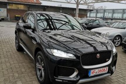 Jaguar F-Pace 169.000 km 17.900 &euro; Wuppertal 42277