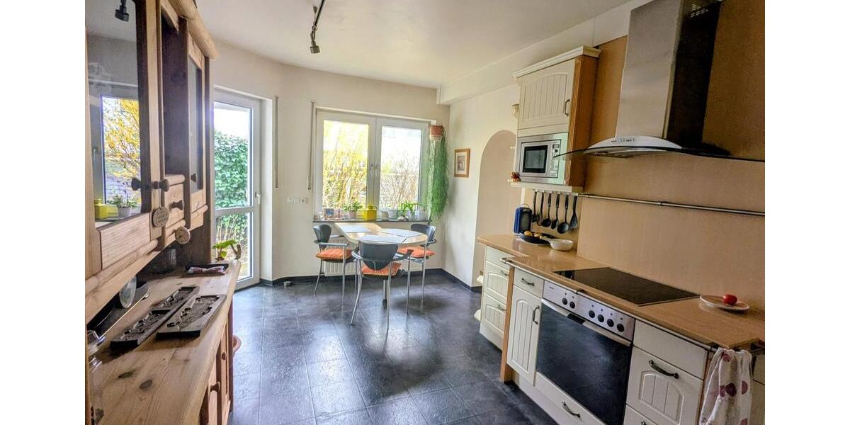 Einfamilienhaus Dorsten - 7 Zimmer, 200 m&sup2;, 480.000&euro; | Angebot:26006290