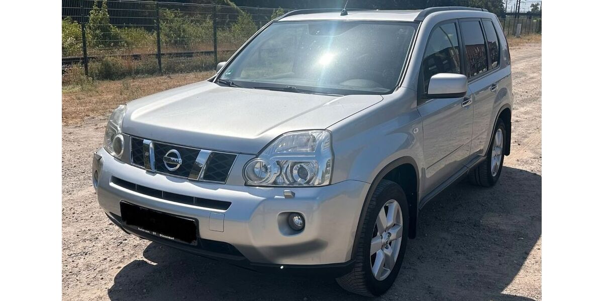 Nissan X-Trail 238.000 km 5.200 &euro; Oberhausen 46049
