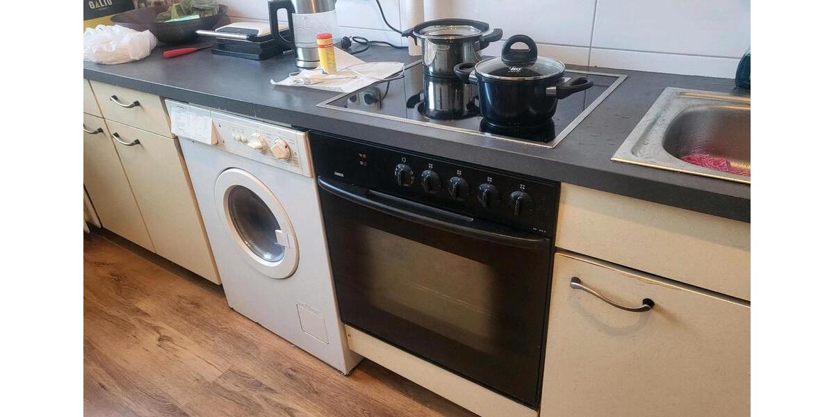 Etagenwohnung Gelsenkirchen Gelsenkirchen-Mitte - 2 Zimmer, 65 m&sup2;, 650&euro; | Angebot:25894295