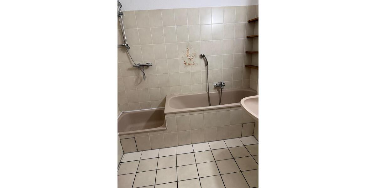 Etagenwohnung Recklinghausen Berghausen - 4 Zimmer, 94 m&sup2;, 800&euro; | Angebot:25861366