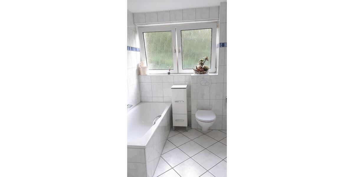 Etagenwohnung Hattingen - 3.5 Zimmer, 78 m&sup2;, 720&euro; | Angebot:25934358