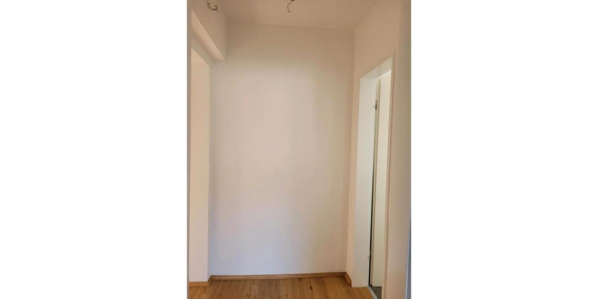 Dachgeschoßwohnung Essen Stadtbezirk IX - 3 Zimmer, 42 m&sup2;, 445&euro; | Angebot:25854722