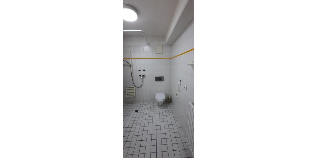 Erdgeschoßwohnung Essen Stadtbezirk II - 1 Zimmer, 32 m&sup2;, 490&euro; | Angebot:25426715