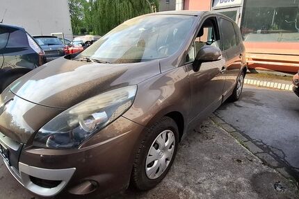 Renault Scenic 147.400 km 3.990 &euro; Dortmund 44339