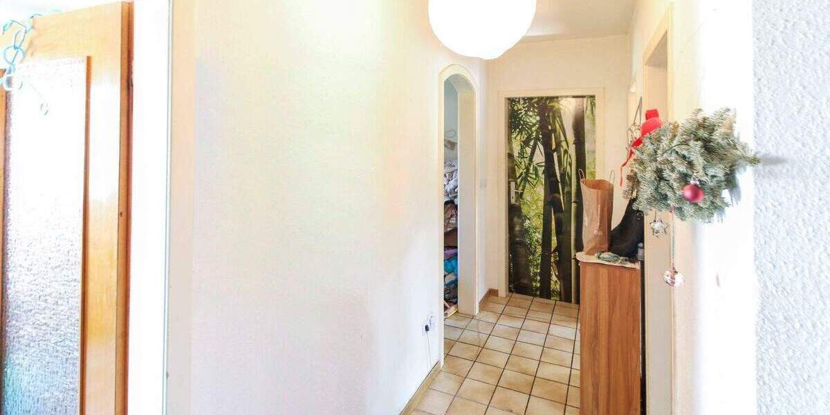Etagenwohnung Waltrop - 3 Zimmer, 83 m&sup2;, 170.000&euro; | Angebot:25715061