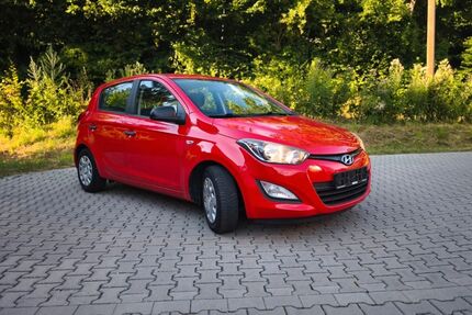 Hyundai i20 162.000 km 3.700 &euro; Wuppertal 42349
