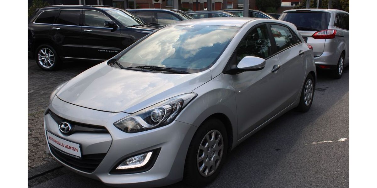 Hyundai i30 118.000 km 6.890 &euro; Herten 45699
