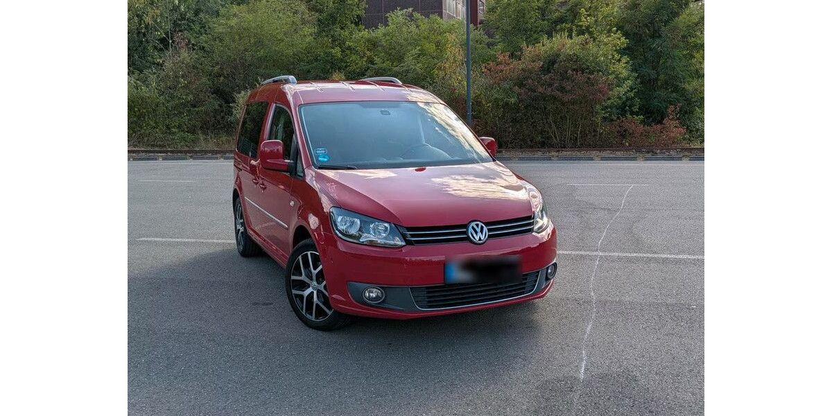 VW Caddy 128.000 km 13.500 &euro; Essen 45327