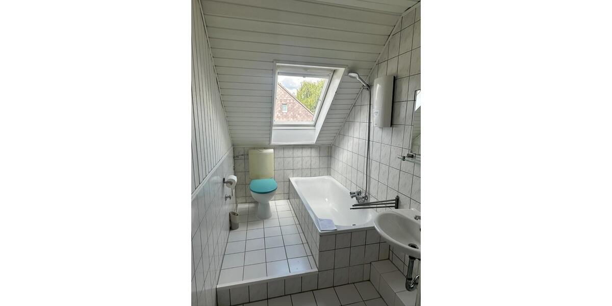 Dachgeschoßwohnung Mülheim an der Ruhr Mellinghofen - 1 Zimmer, 43 m&sup2;, 420&euro; | Angebot:26193528