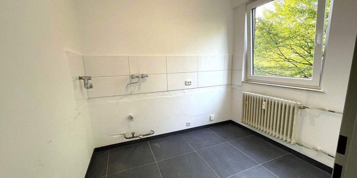 Etagenwohnung Wuppertal Barmen - 2 Zimmer, 64 m&sup2;, 530&euro; | Angebot:25870156