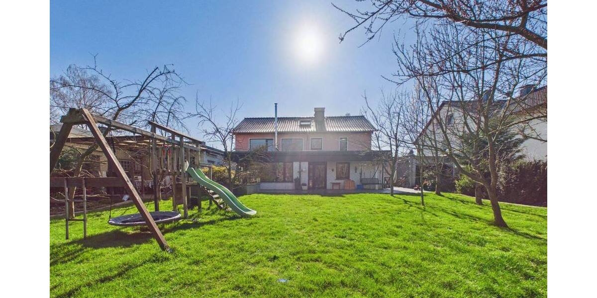 Einfamilienhaus Dortmund Scharnhorst - 9 Zimmer, 220 m&sup2;, 699.000&euro; | Angebot:25938781