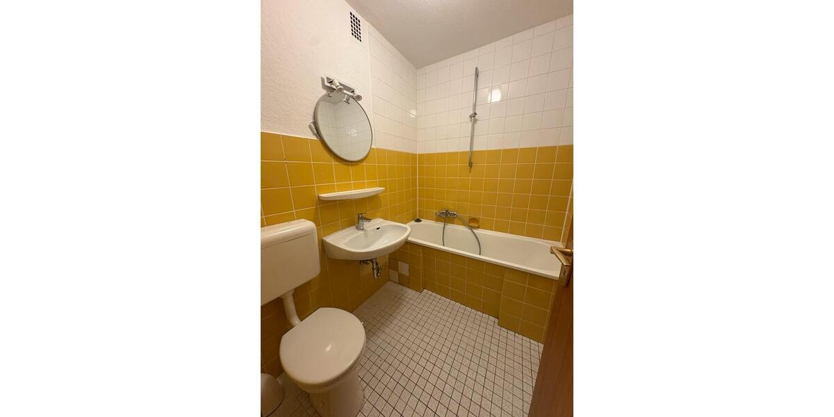 Erdgeschoßwohnung Bochum Eppendorf - 1 Zimmer, 34 m&sup2;, 400&euro; | Angebot:25806803