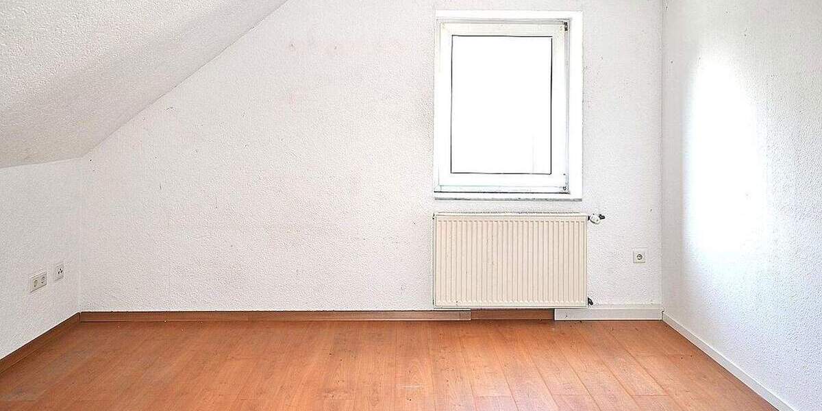 Etagenwohnung Recklinghausen Süd - 6 Zimmer, 220 m&sup2;, 299.900&euro; | Angebot:25760415