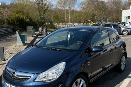 Opel Corsa 188.000 km 3.000 &euro; Essen 45259