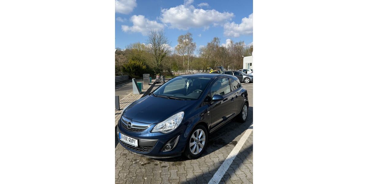 Opel Corsa 188.000 km 3.000 &euro; Essen 45259