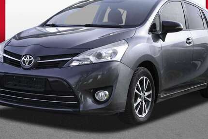 Toyota Verso 95.904 km 11.989 &euro; Bochum 44807