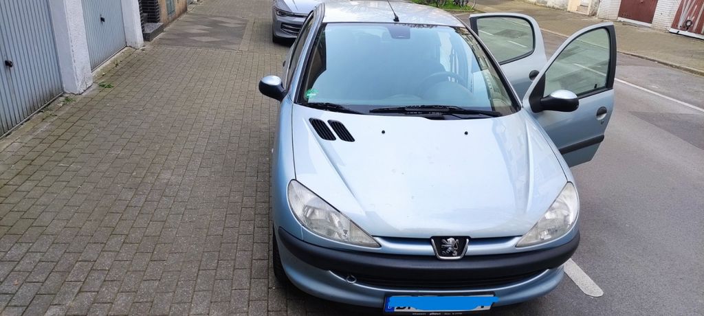 Peugeot 206 166.000 km 700 &euro; Dortmund 44139