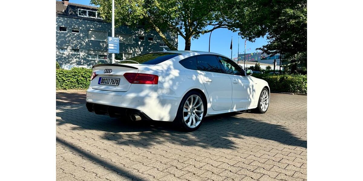 Audi A5 209.500 km 10.900 &euro; Dortmund 44225