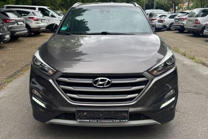 Hyundai TUCSON 122.000 km 12.799 &euro; Gelsenkirchen 45879